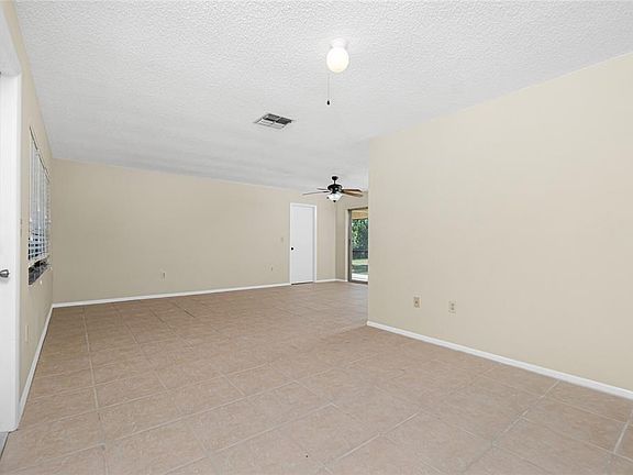 2nd image of 20525 Midway Blvd