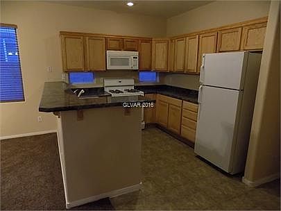 4th image of 8551 Amber Star St #0