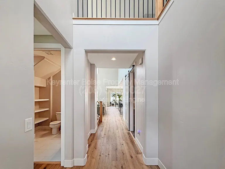 8423 W Brooks Dr — Photo 4