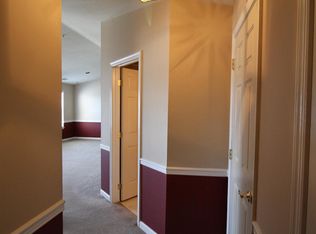 8054 Lisle Dr APT 301, Manassas, VA 20109