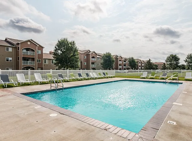 Steeplechase Apartments — Photo 4
