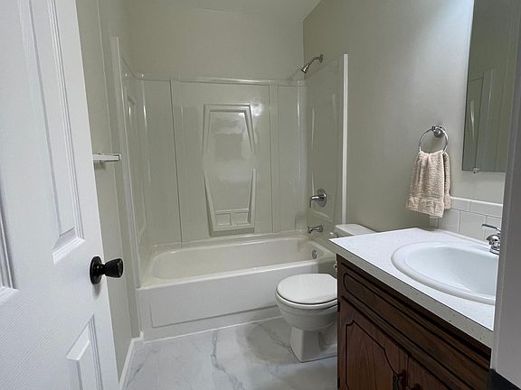 5th image of 5623 Crest Dr