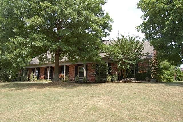 1st image of 5 Westward Cir