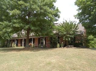 5 Westward Cir, Van Buren, AR 72956