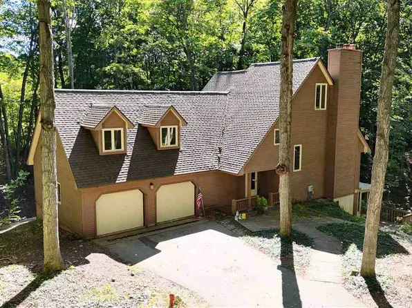 5790 Reycraft Rd, Boyne City, MI 49712