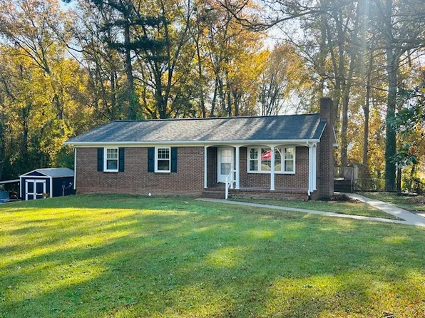 138 Gibson Dr, Rockingham, NC 28379