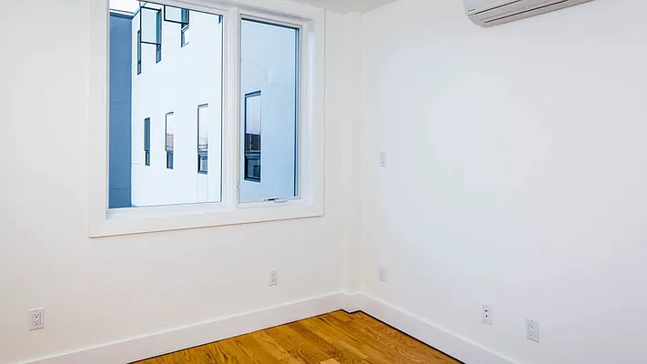 Rented by Nooklyn NYC LLC | media 7