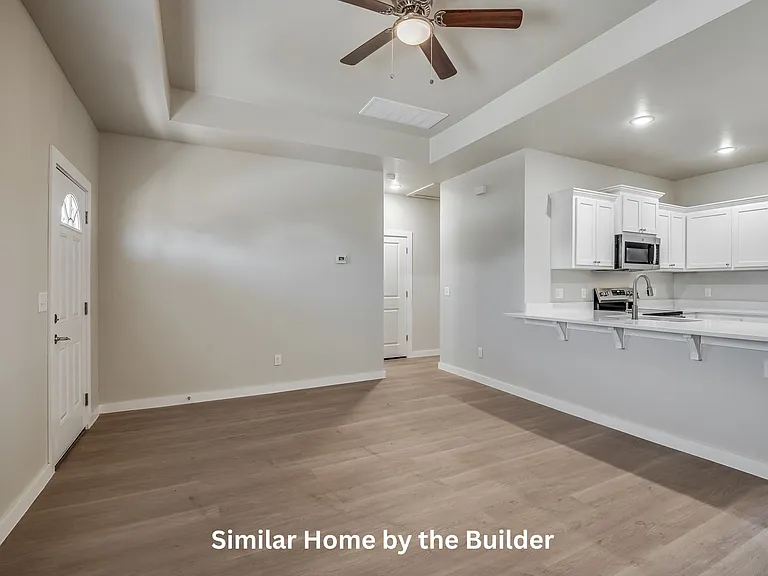 121 Sterling Dr — Photo 12
