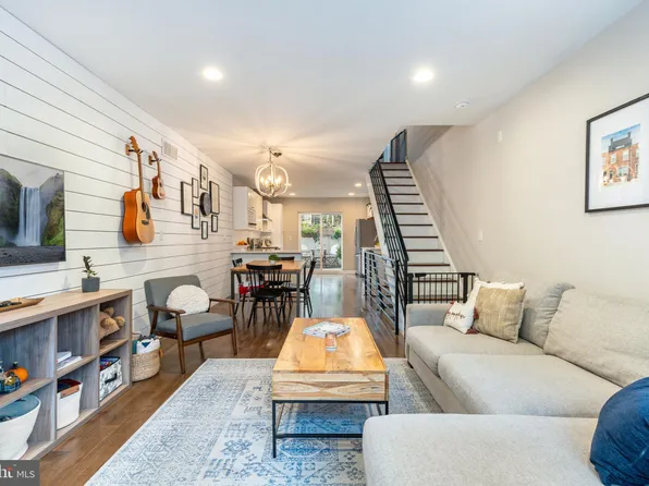 925 Cross St, Philadelphia, PA 19147