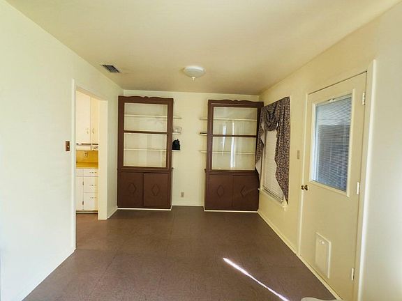 4th image of 216 Burnet St