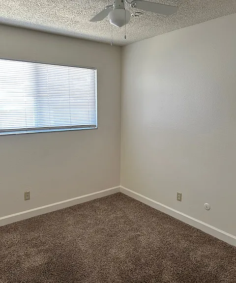 1719 Elizabeth Ave — Photo 20