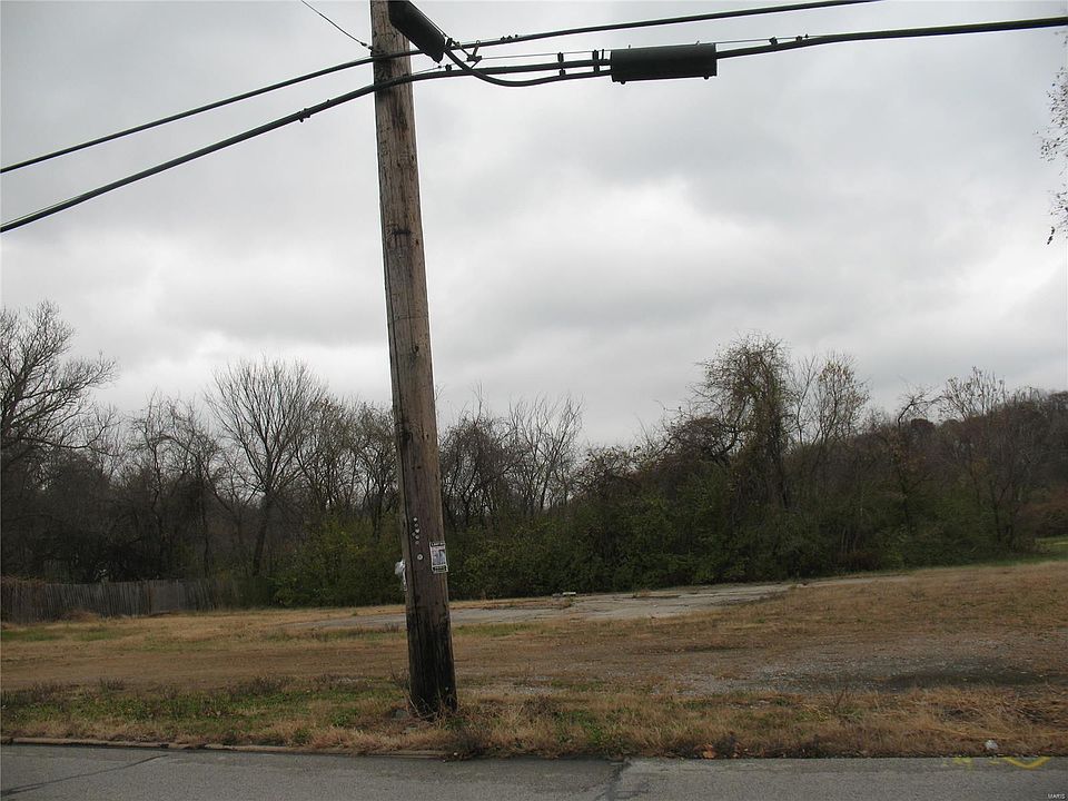 2nd image of 1406 Lebanon Rd