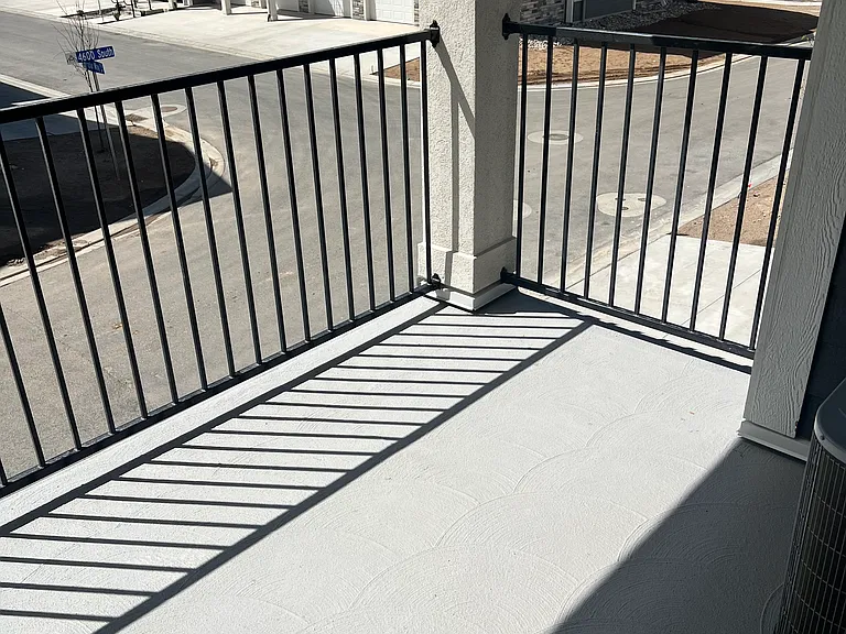 Balcony off family room