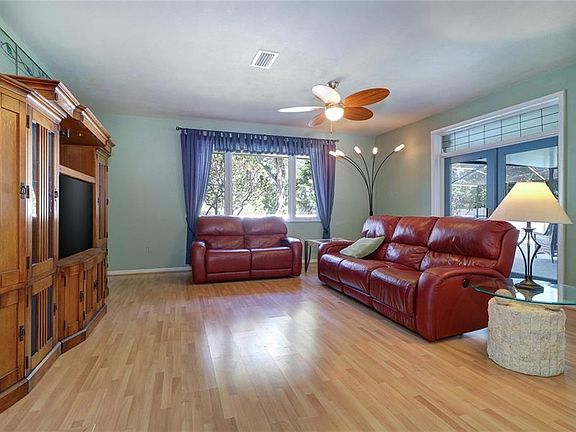 5th image of 3333 San Pedro St