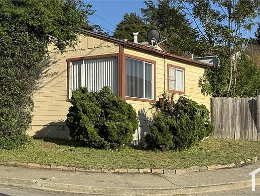 6501 Claremont Ave — Photo 1