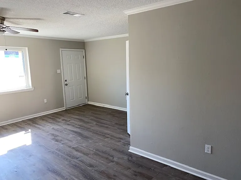1545-1547 La Annie Dr — Photo 29