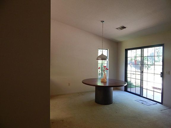 5th image of 3653 Canterbury Dr