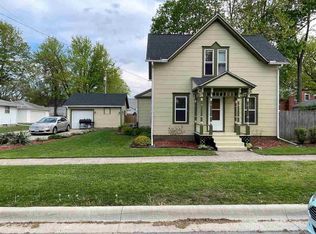 213 E 4th St, Pecatonica, IL
