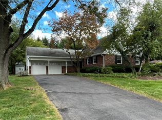 3209 Bridlepath Rd, Easton, PA 18045