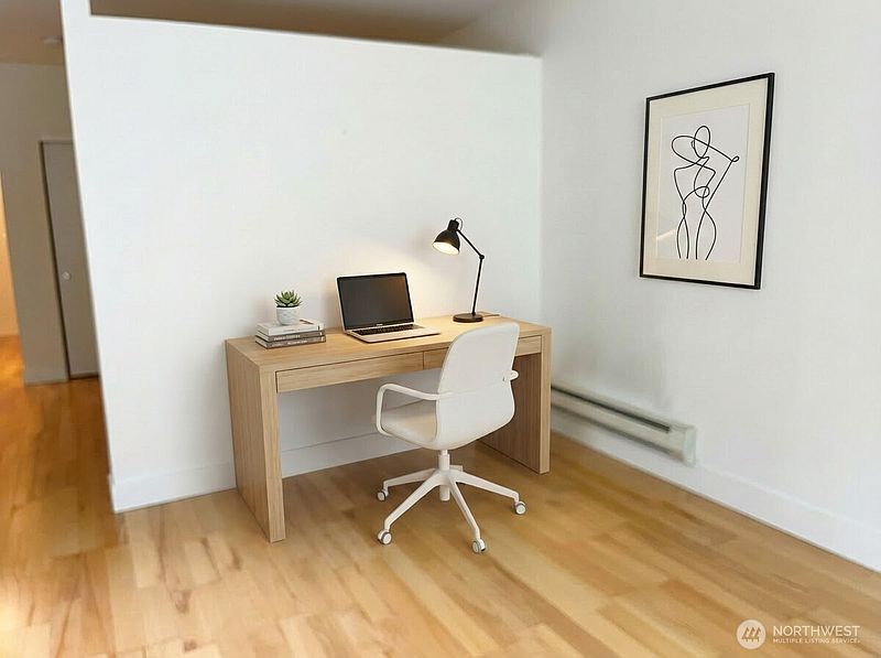 5th image of 2911 2nd Avenue #324