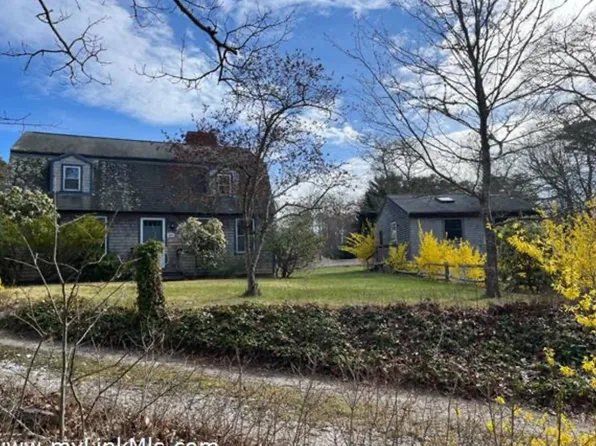 189 Winyah Ln, Tisbury, MA 02568