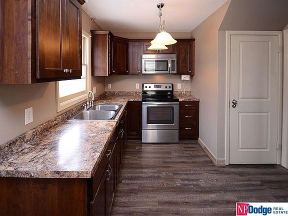 5th image of 8326 State St