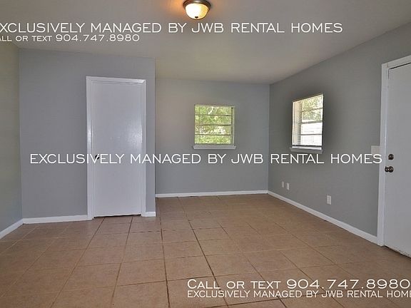5th image of 2801 Aubrey Ave