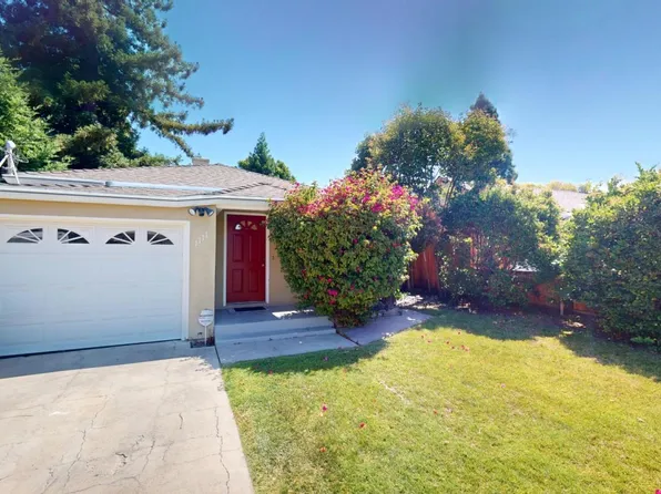 1111 Woodrow St, Redwood City, CA 94061