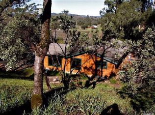 1068 Palomino Rd, Cloverdale, CA 95425