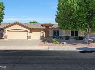 6120 W Morrow Dr, Glendale, AZ 85308