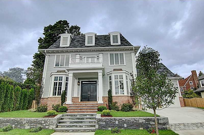 1st image of 346 Blackstone Blvd
