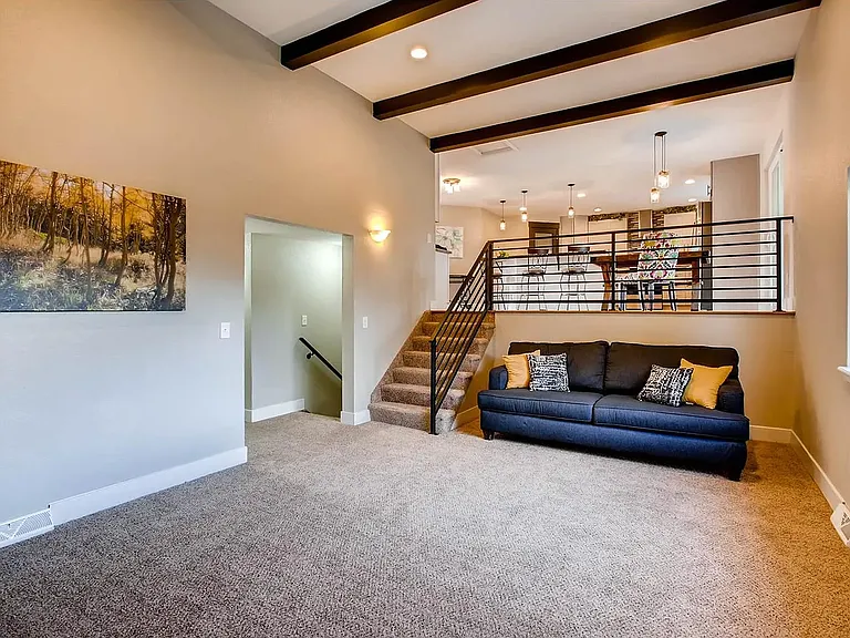 8454 Chase Dr — Photo 3