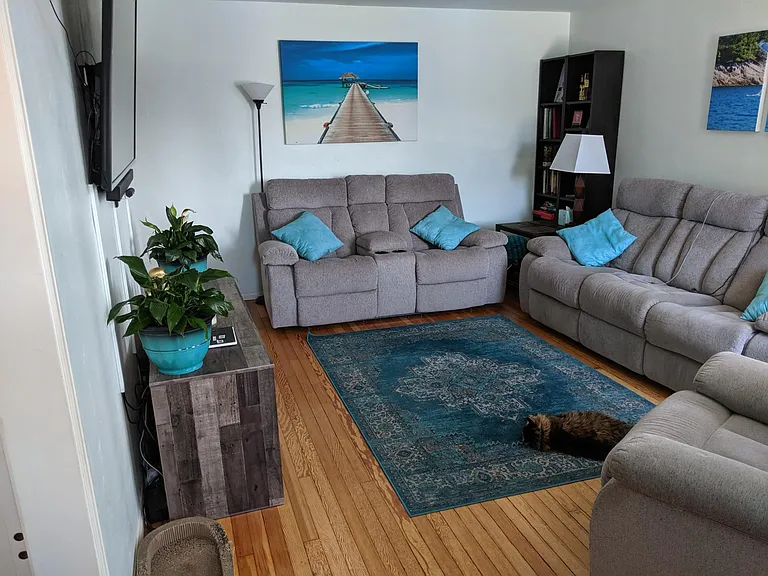Living Room with Douglas Fir Wood Floors.
