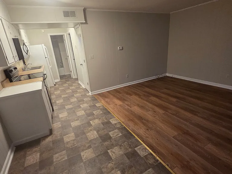 1208 Avondale Dr — Photo 10
