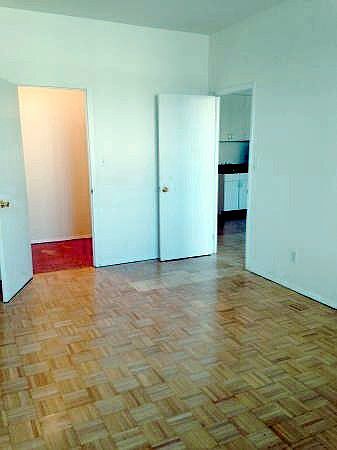 1st image of 1827 27th Ave APT 2R