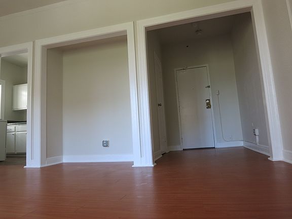 2nd image of 661 Shatto Pl APT 308