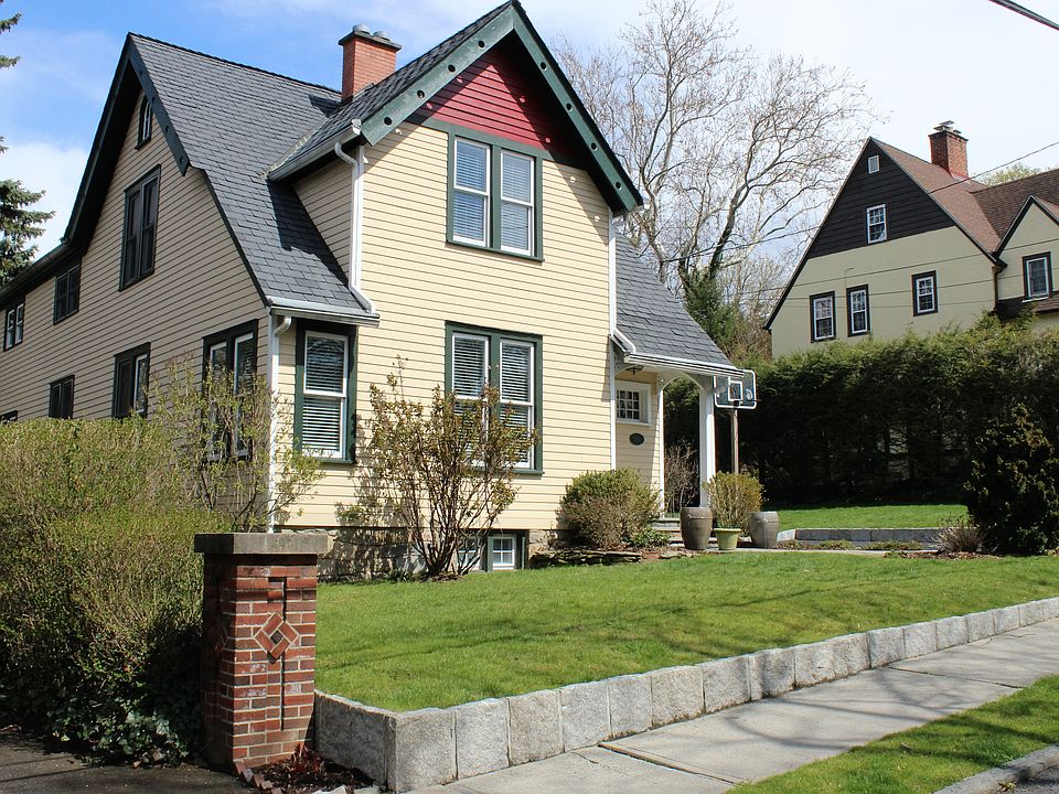 1st image of 108 Marquand Ave