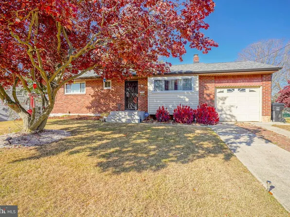 656 Santa Fe Dr, Mantua, NJ 08051