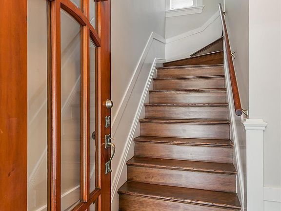 2nd image of 753 18th Ave