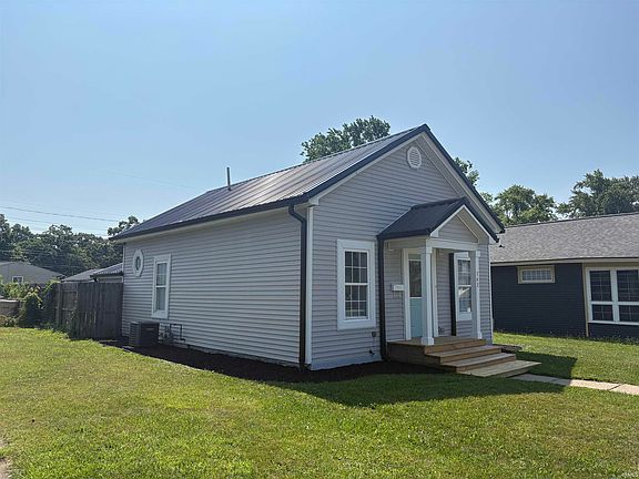 2nd image of 742 S 36th St