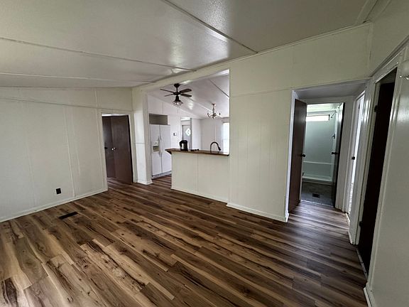 4th image of 2603 Cleveland Ave