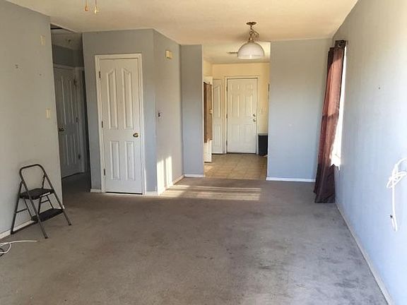 4th image of 10381 Valle Koki Dr