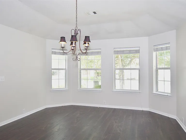 4717 Foster Hill Ct — Photo 17