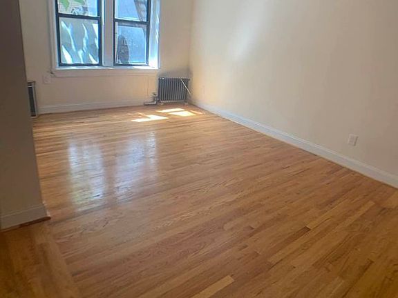 2nd image of 610 W 173rd St APT 3E