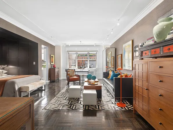 220 Madison Ave APT 8H, Manhattan, NY 10016
