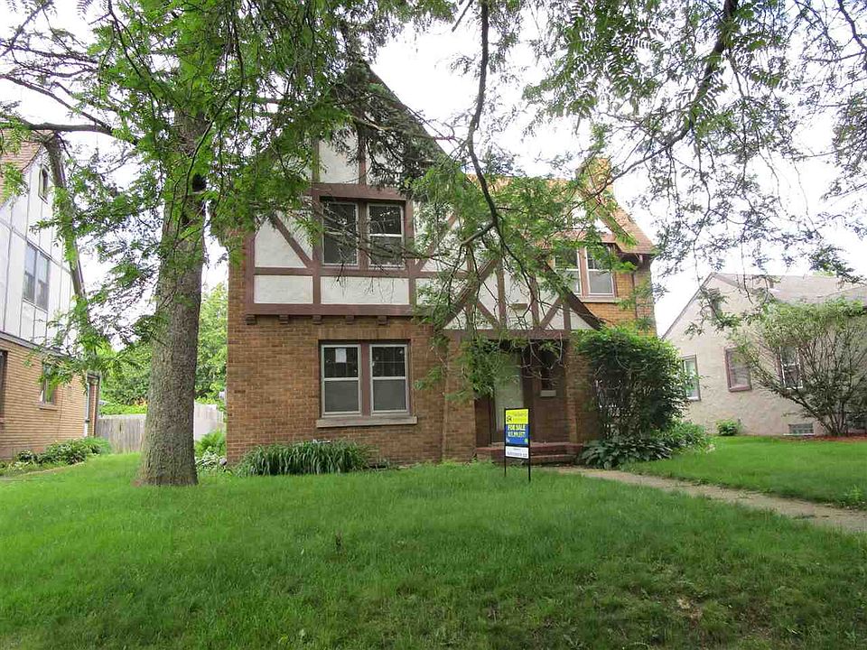 1st image of 417 Robert Ave