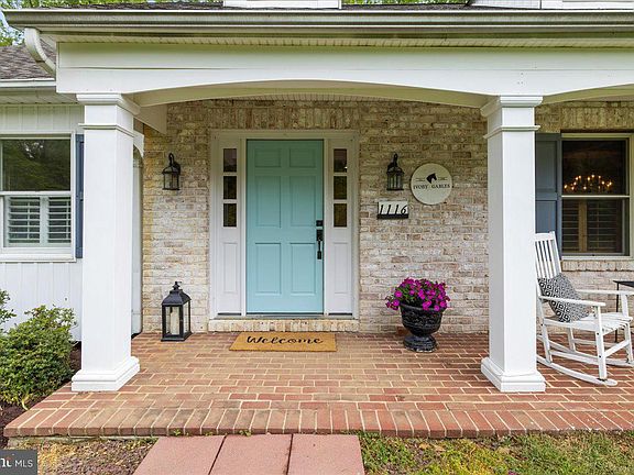 3rd image of 1116 Gumbottom Rd