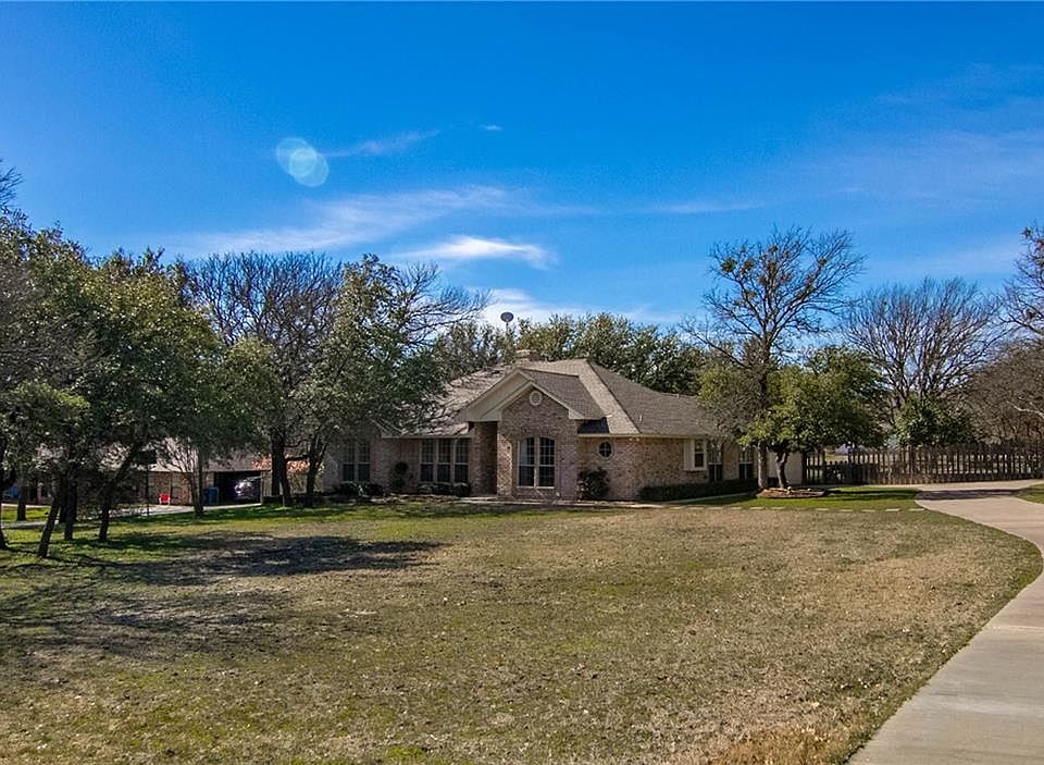 1st image of 234 Diamond Oaks Dr