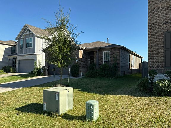 2nd image of 4411 Autumn Pass Ct