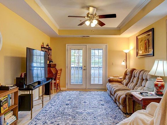 3rd image of 4924 Bluffton Parkway #18-101